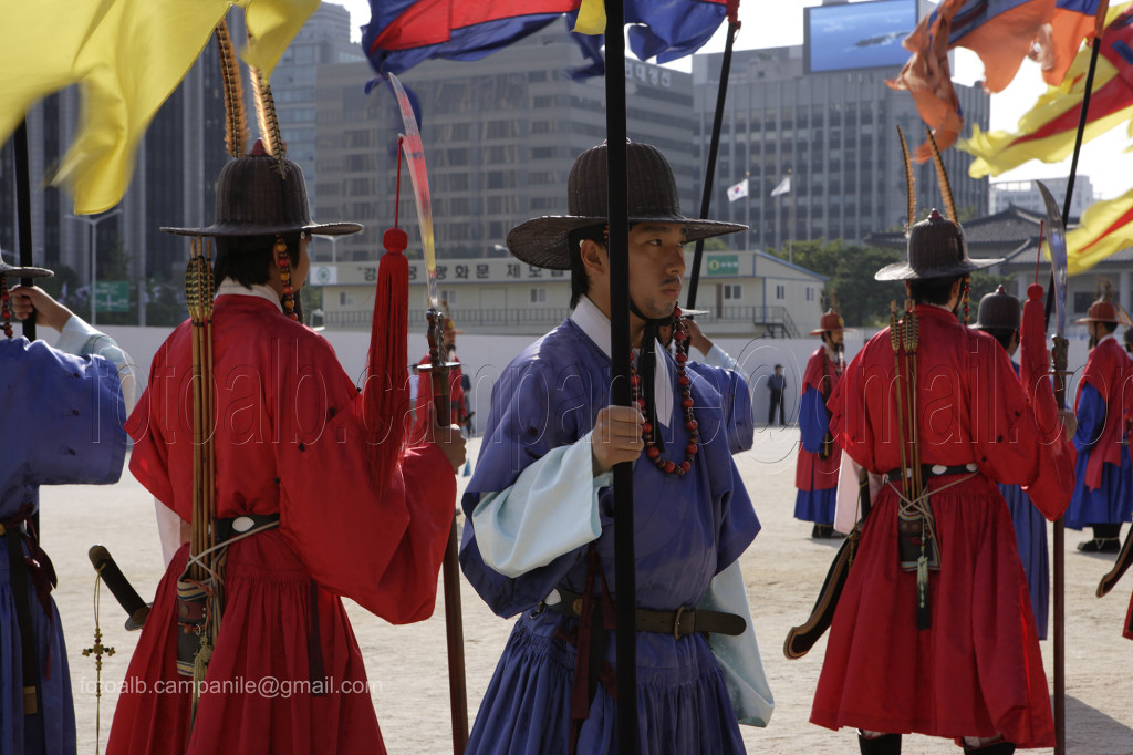 204 Corea Sud 1091CR Seoul Gyeongbok Palace palazzo reale cambio guardia - Copia