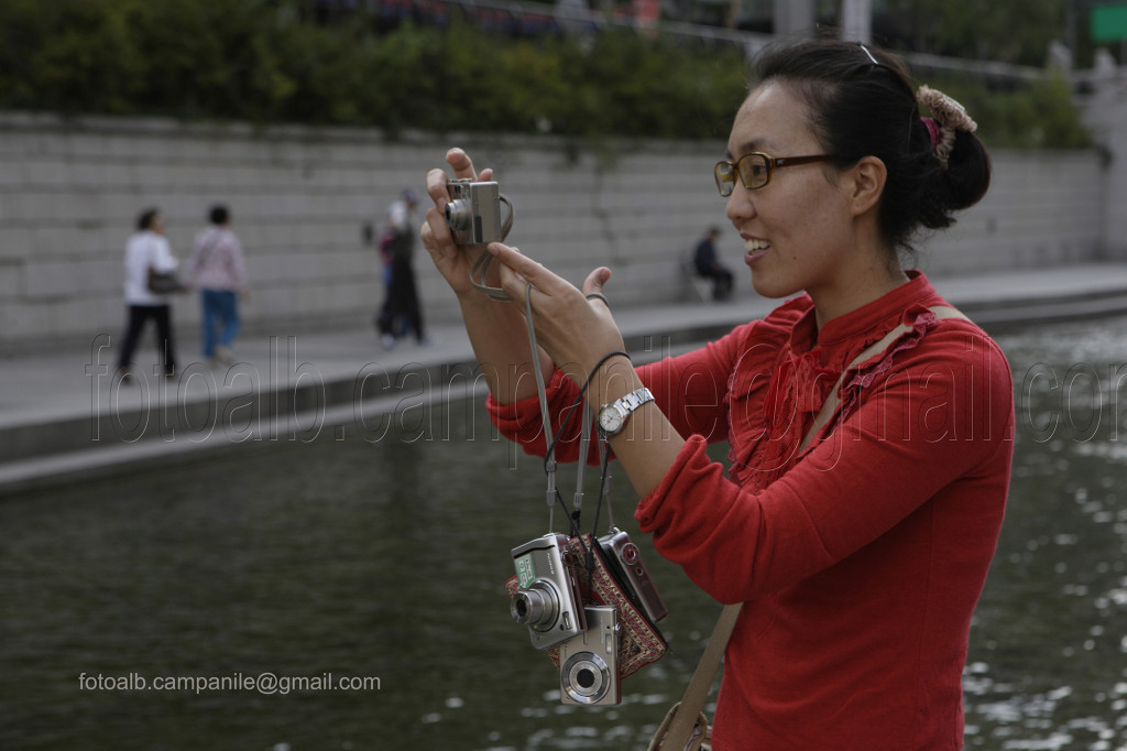 217 Corea Sud 1041CR cut  Seoul Cheonggyecheon Streem