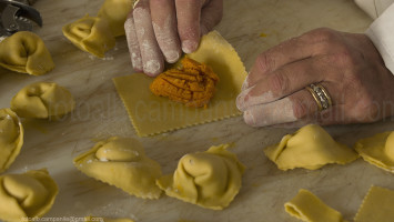 Ferrara 348 Locanda Corte Arcangeli prep tortelli zucca