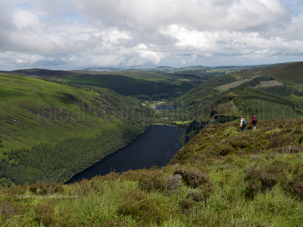 681 Wicklow Mountains NP, Vista verso Upper Lake e Lower Lake