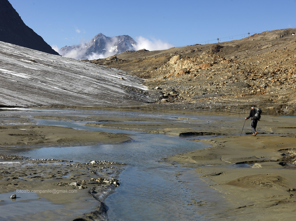 The path for Bellavista hut, Oetztal Alp