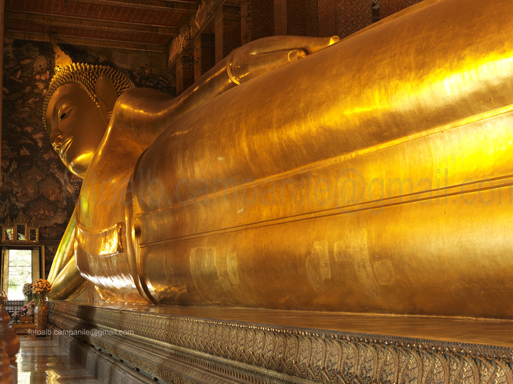 Lying Buddha, Wat Pho, Bangkok, Thailand