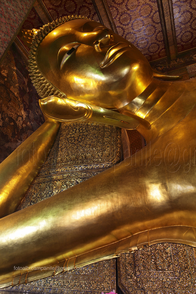 Lying Buddha, Wat Pho, Bangkok, Thailand
