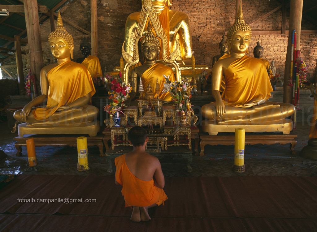 Wat Jedi Luang,  Buddhist temple, Chiang Saen, Thailand