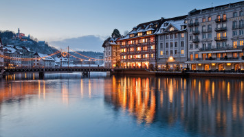 Swiss Cities: Lucerne Jan Geerk Canon EOS 5D Mark II SWISS CITY LUCERNE
Schweiz. ganz natuerlich.
Weihnachtliche Stimmung mit Sicht auf Kramgassesteg und Guetsch, Luzern.  Switzerland. get natural.
Christmas atmosphere with a view of Kramgassesteg and Guetsch, Lucerne.  Suisse. tout naturellement.
Ambiance de Noel en vue de Kramgassesteg et Guetsch, Lucerne.  Copyright by: Switzerland Tourism - By-Line: swiss-image.ch/Jan Geerk 2011-12-19 17:57:39 STST-STTP f/11 4sec ISO-100 32mm