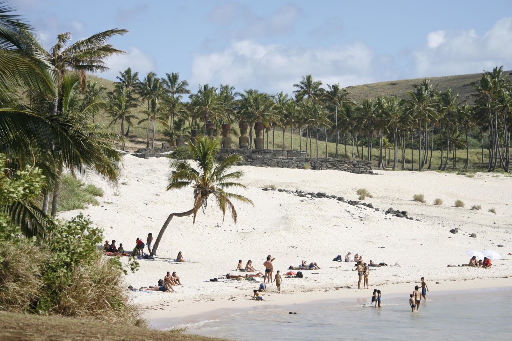 isla-de-pascua-anakena-playa