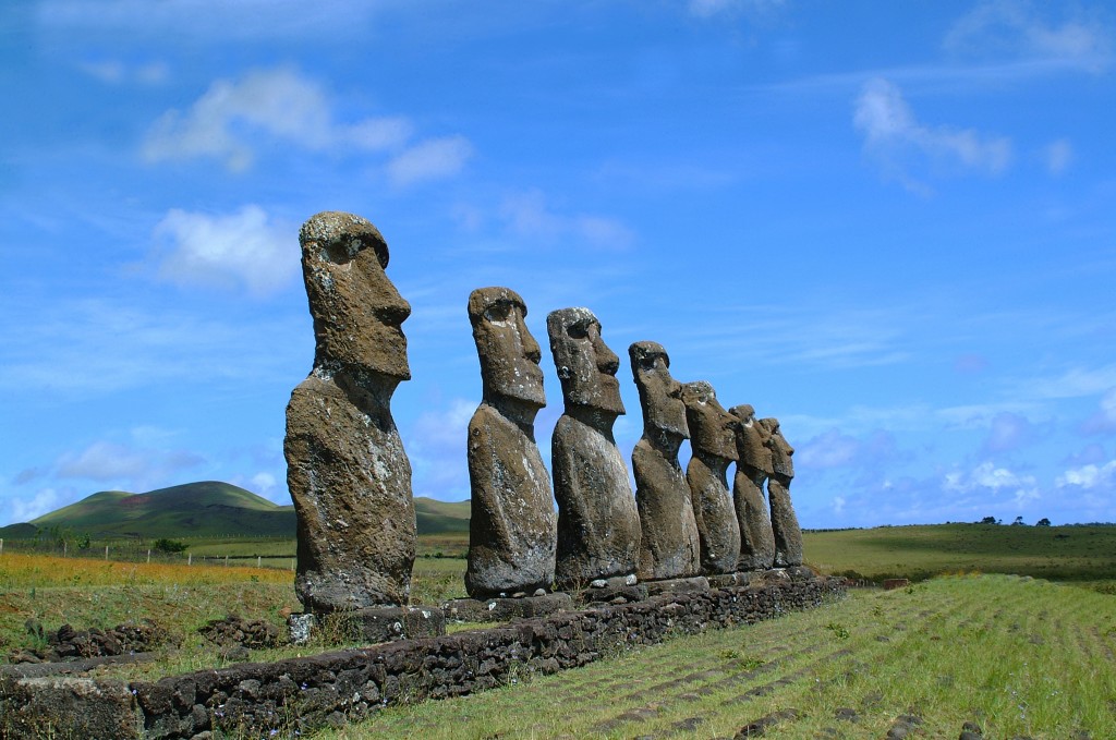 isla-de-pascua-moai-2