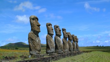 isla-de-pascua-moai-2