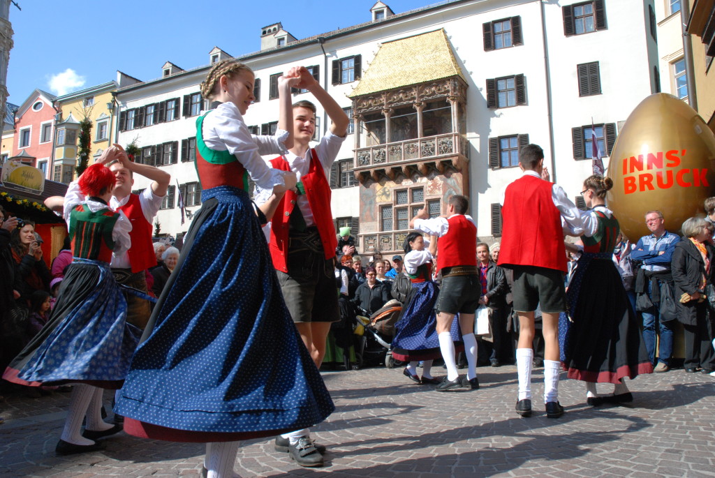 innsbruck_pasqua_bandltanz___wally_witsch