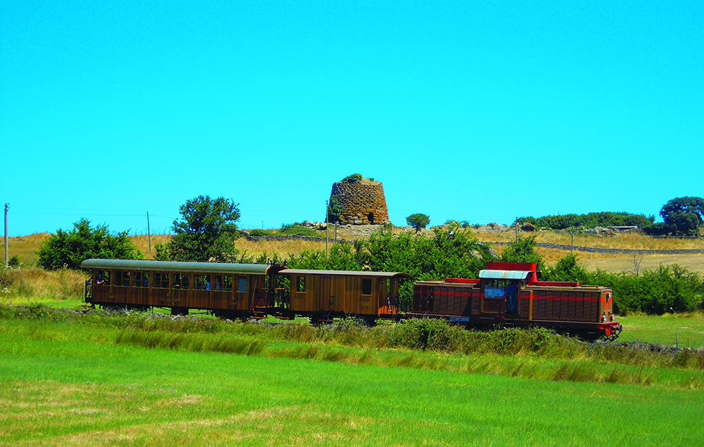 trenino-e-nuraghe-succuronis