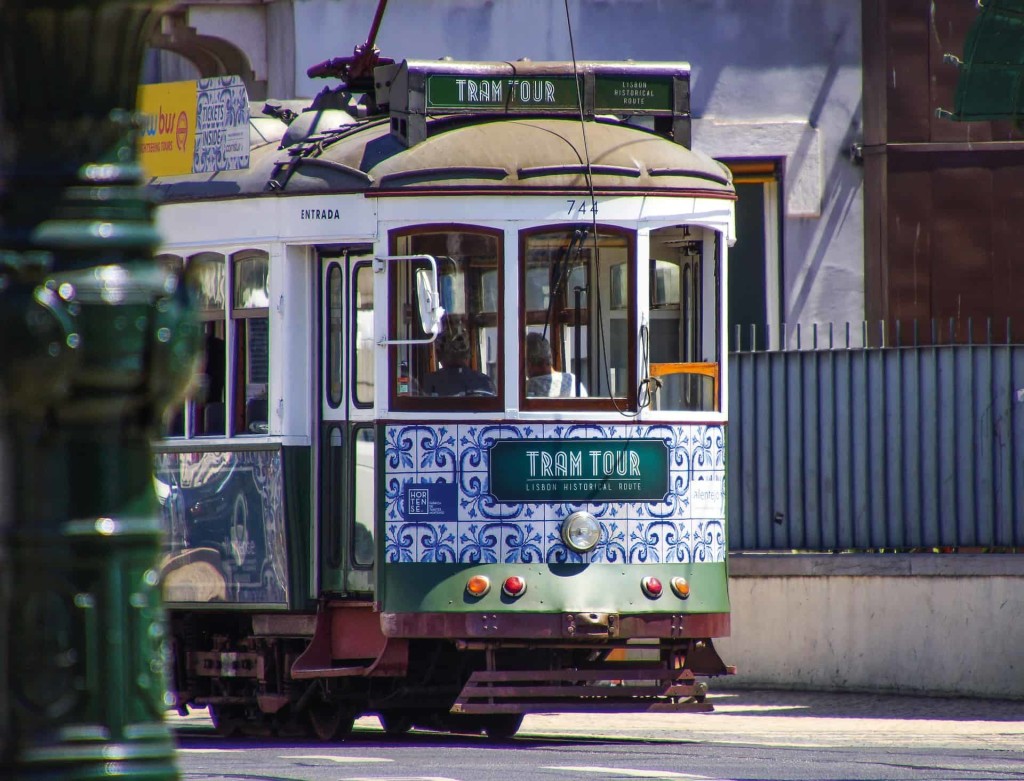 lisbon-4401271_1920 (2)