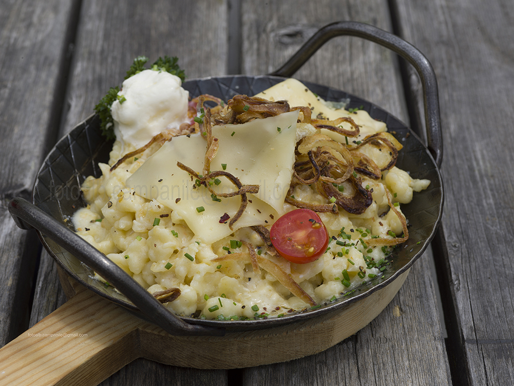 Kals am Grossglockner 0503 Lukner Huette spatzle al formaggio