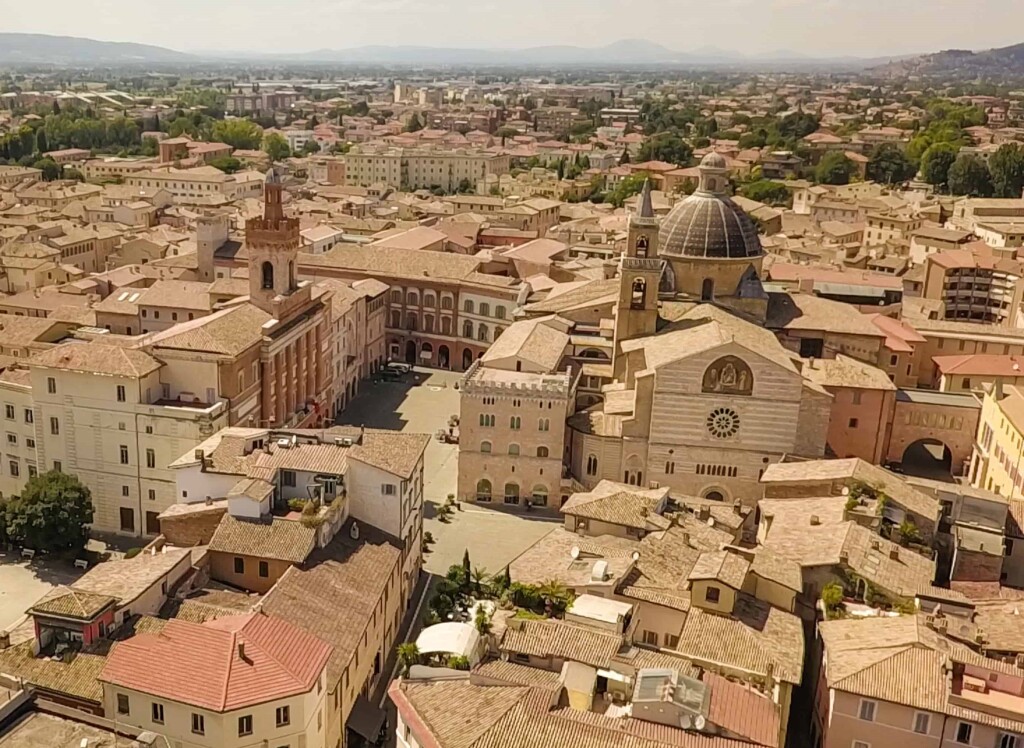 Foligno, veduta aerea (1)