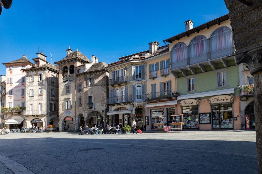 Domodossola, piazza Mercato; Archivio Fotografico DTL- Foto di M.B. Cerini